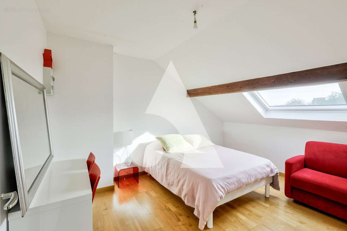 Maison à LA COURNEUVE