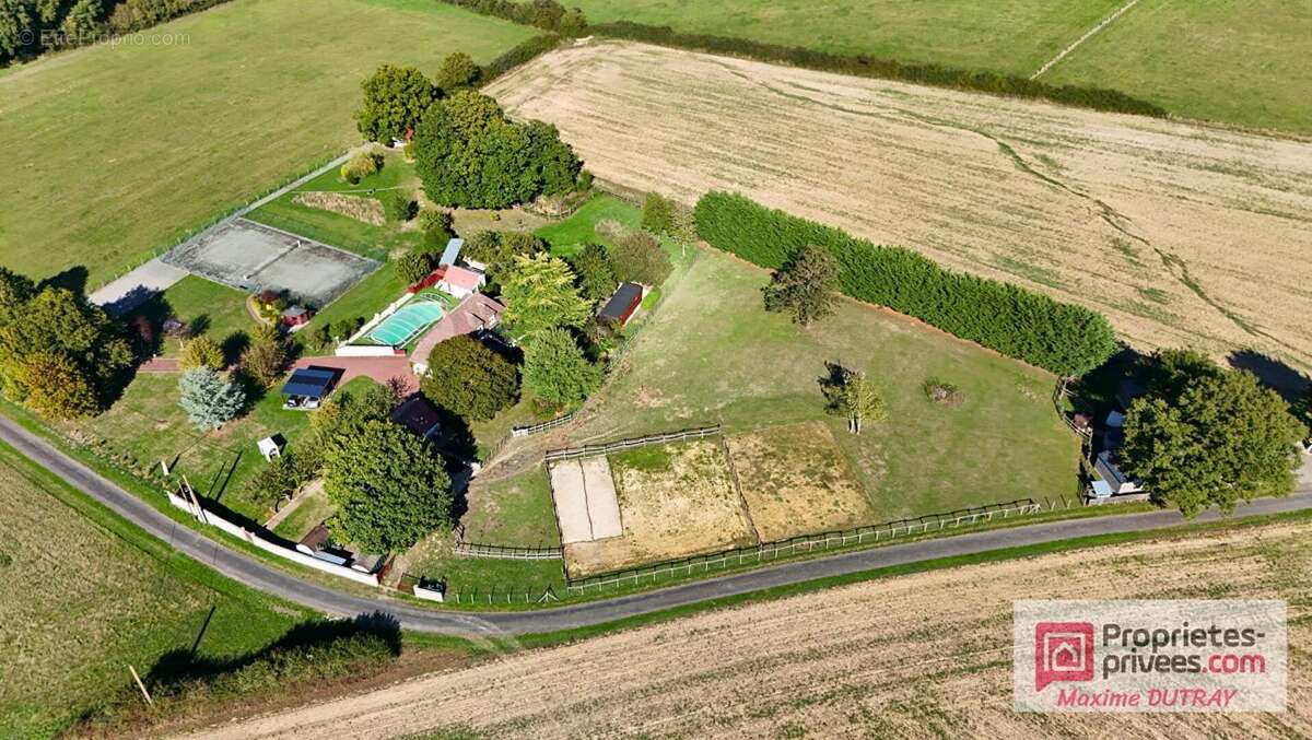 Maison à CHATEAU-RENAULT