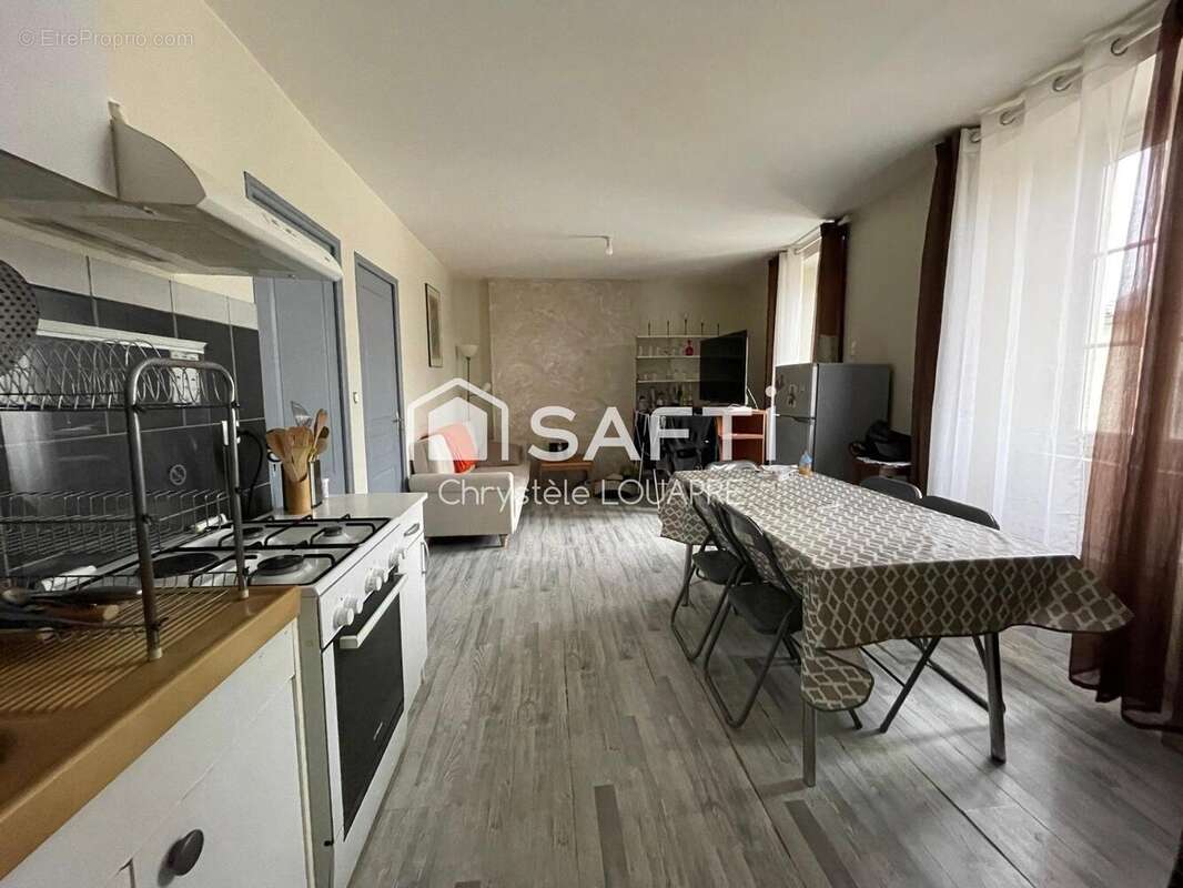 Photo 2 - Maison à SAINT-JEAN-D&#039;ANGELY