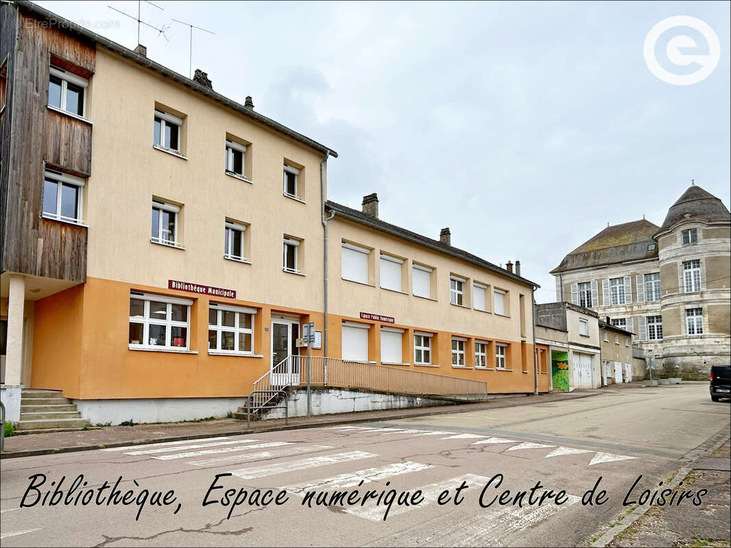 Maison à COURSON-LES-CARRIERES