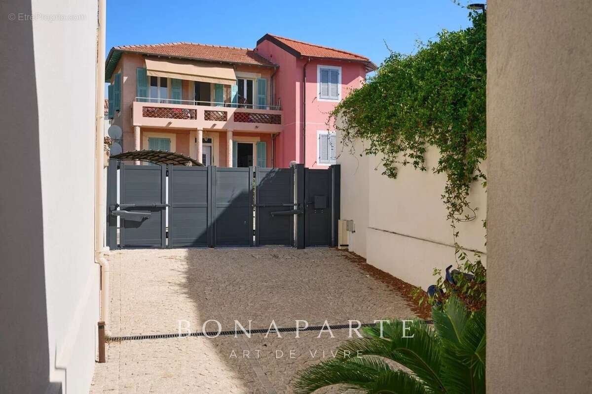 Saint-jean-cap-ferrat – villa contemporaine neuve à quelques pas du port - photo 16