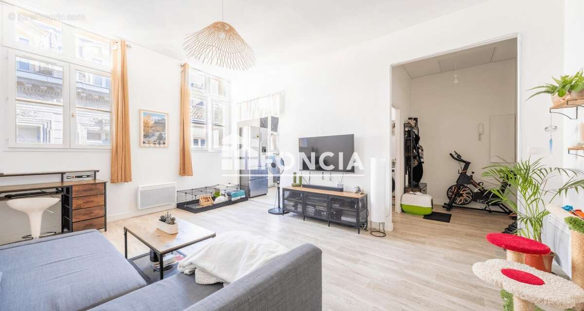 Appartement à BORDEAUX