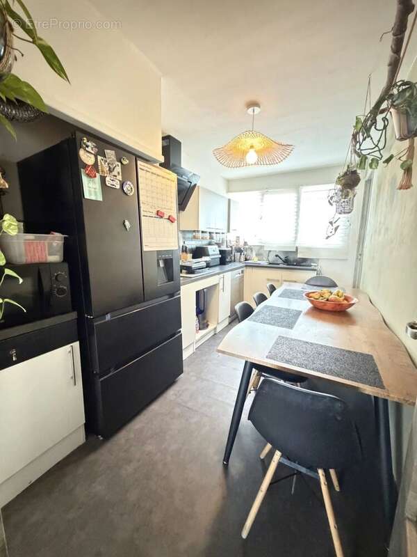 Appartement à ROGNAC