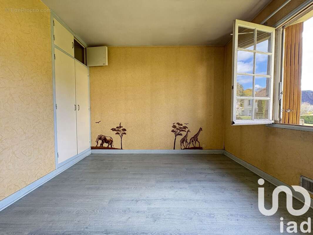 Photo 8 - Maison à EYGURANDE