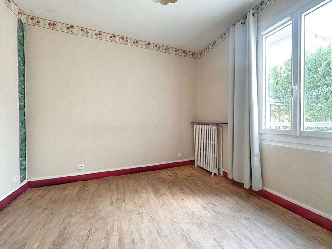 Maison à MONTMORENCY