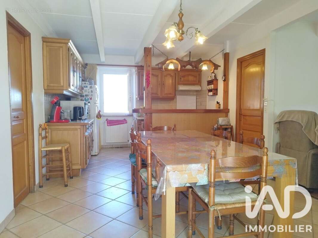 Maison 84 m² à La Cavalerie  - photo 6