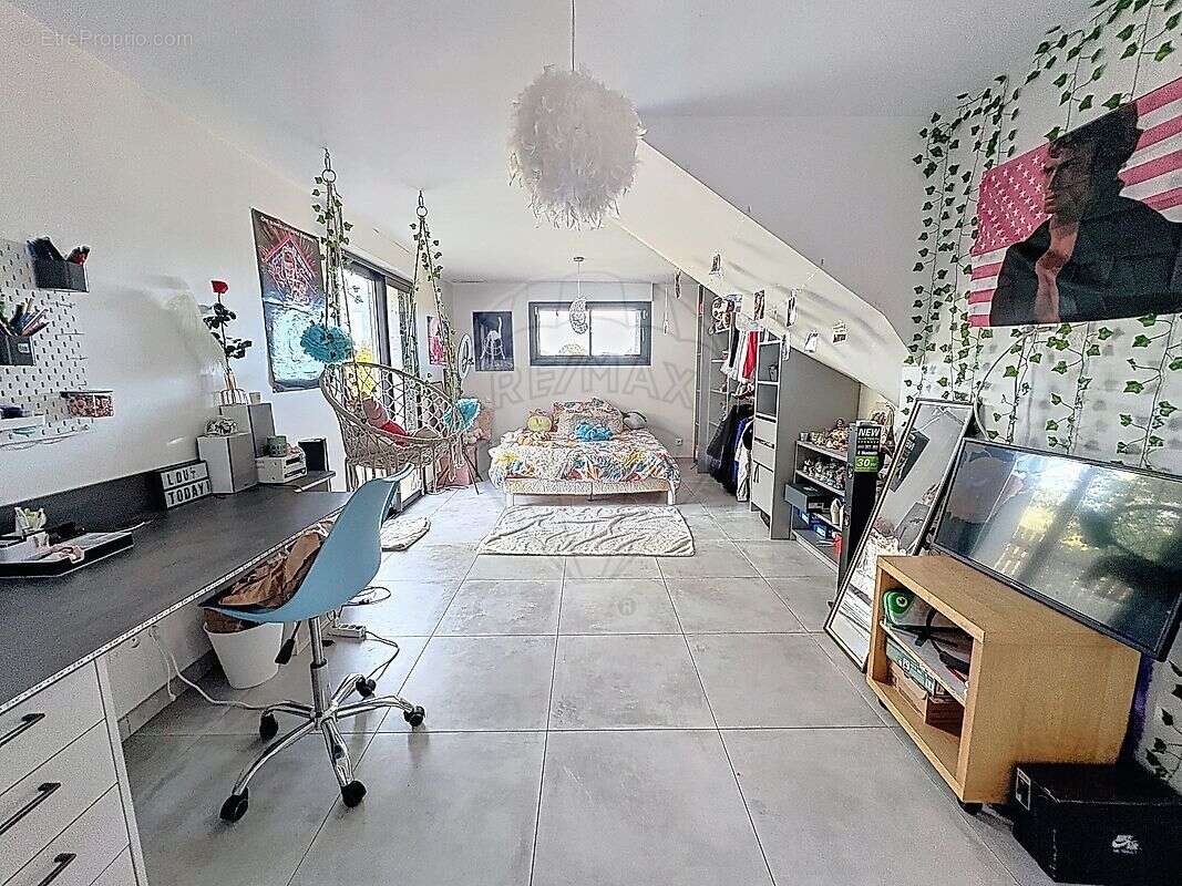 Maison à BOISSET-ET-GAUJAC