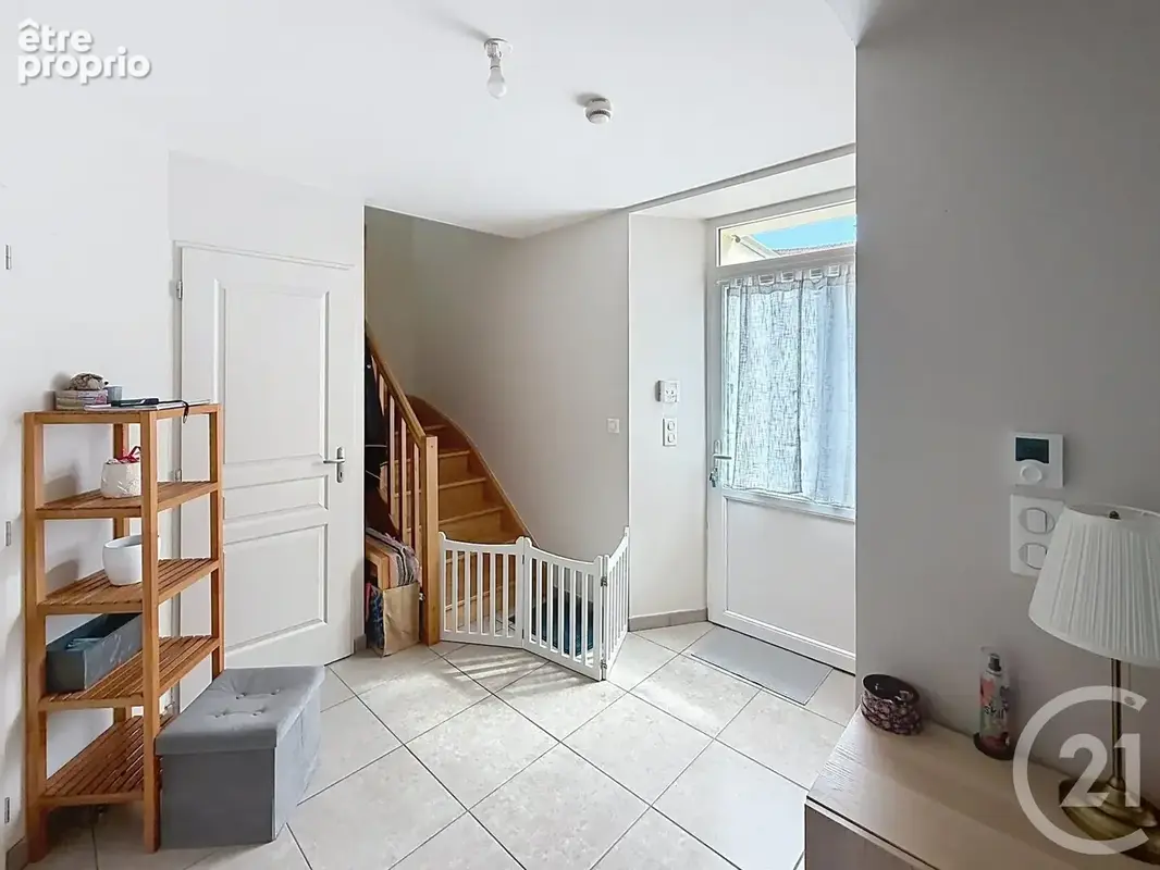 Maison 4 pièces 97 m² à vendre à Chartres (28000) - photo 9