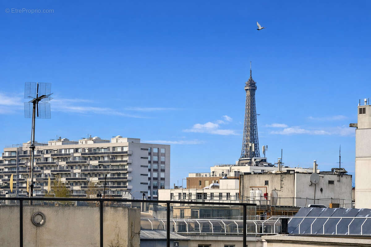 Appartement à PARIS-14E