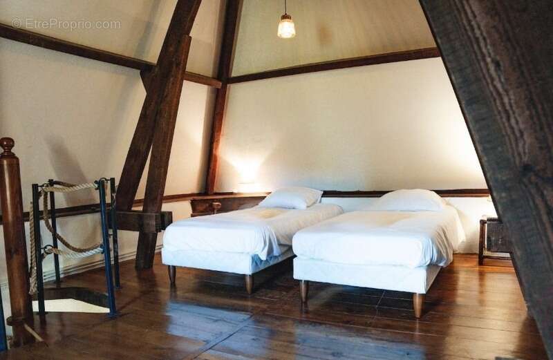 Maison à SAINT-LEON-SUR-VEZERE