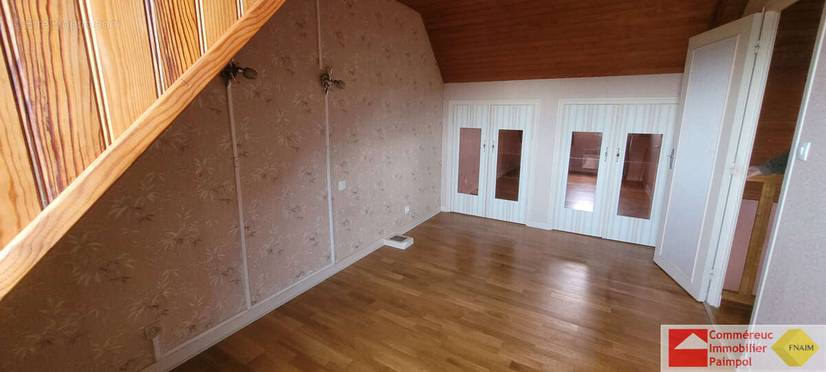 Maison à PLOUEZEC