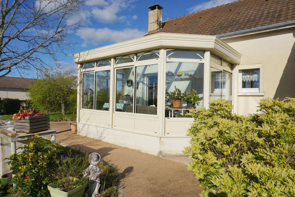 Maison à PARAY-LE-MONIAL