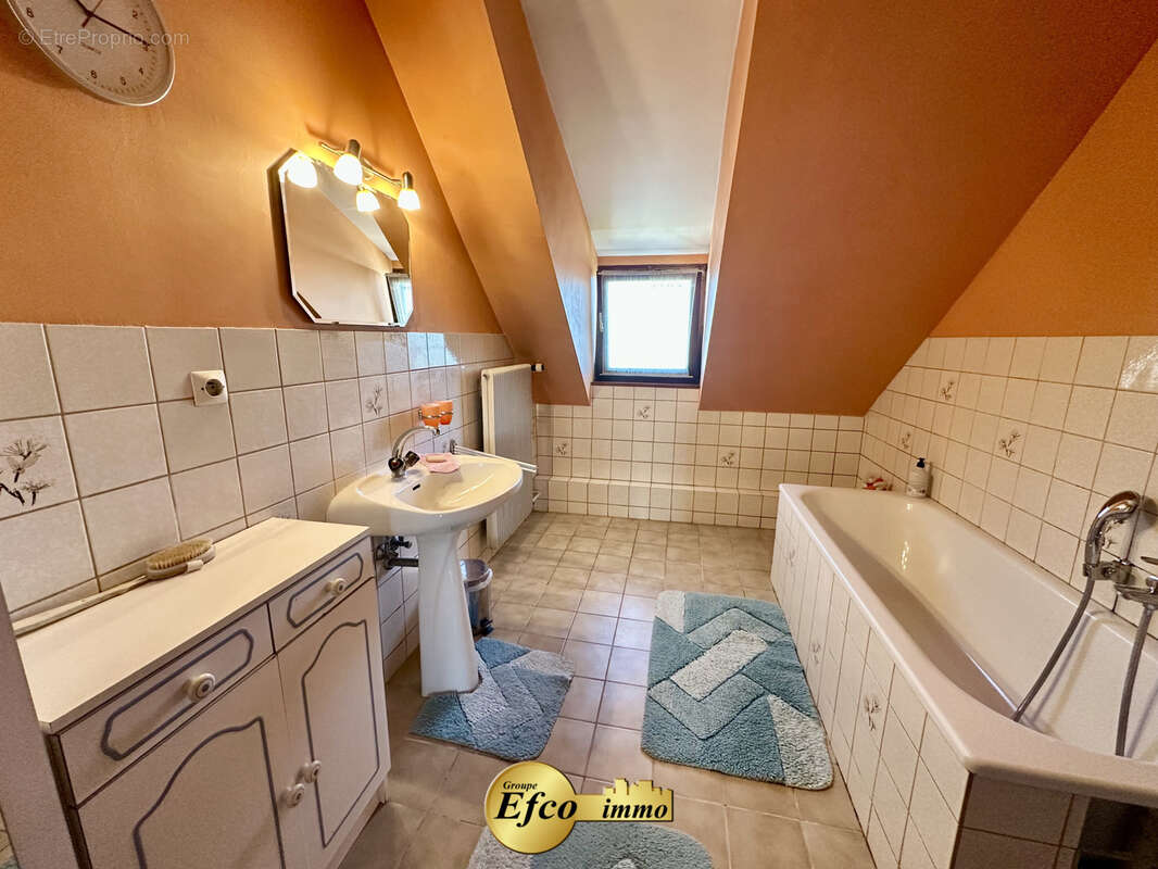 Maison en coeur de ville - photo 16