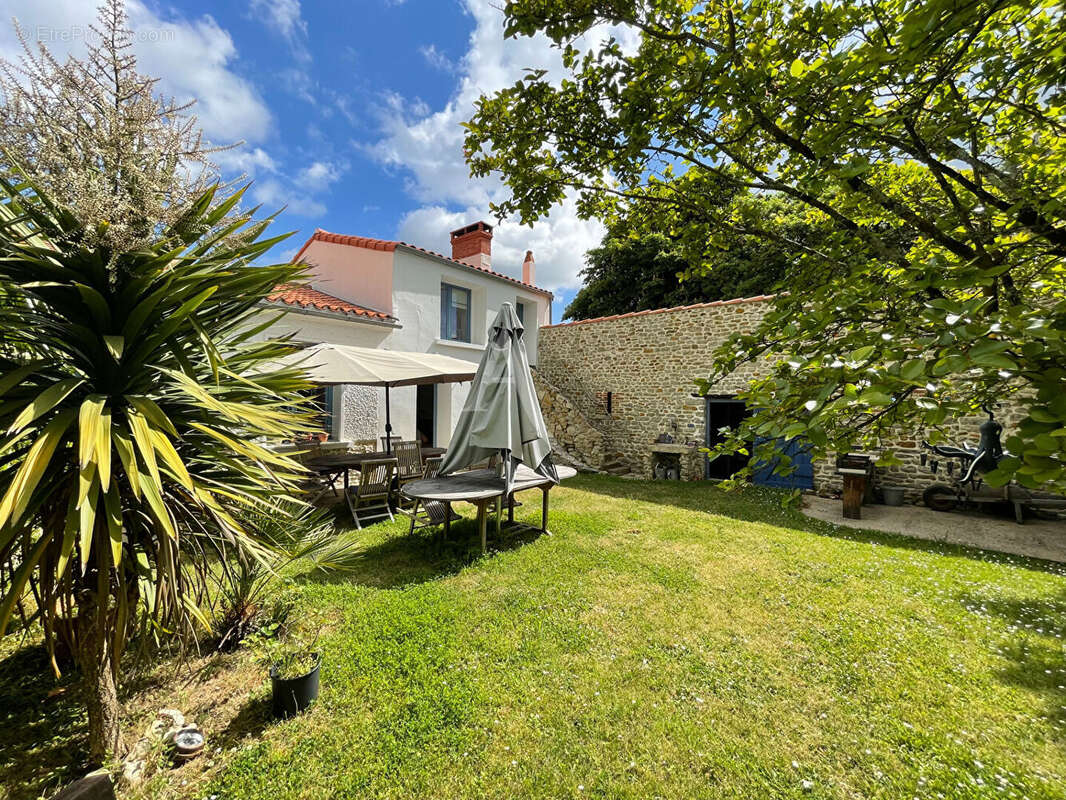 Maison à LE BERNARD