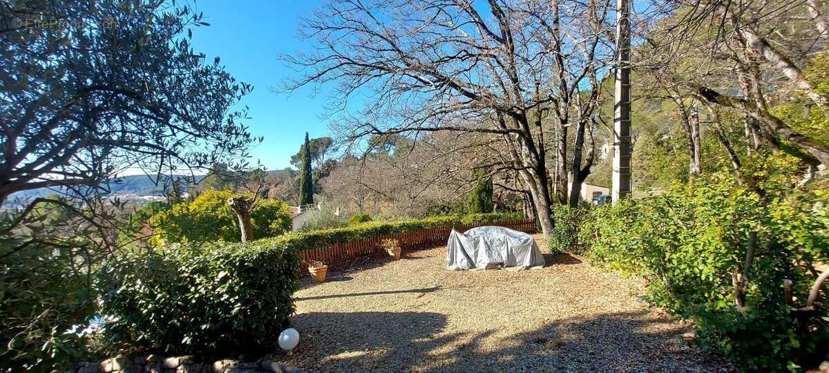 Maison à DRAGUIGNAN