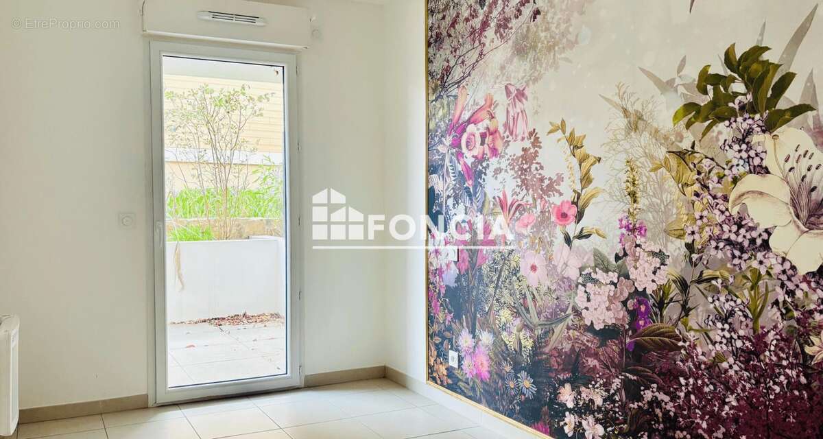 Appartement à VILLENEUVE-LOUBET