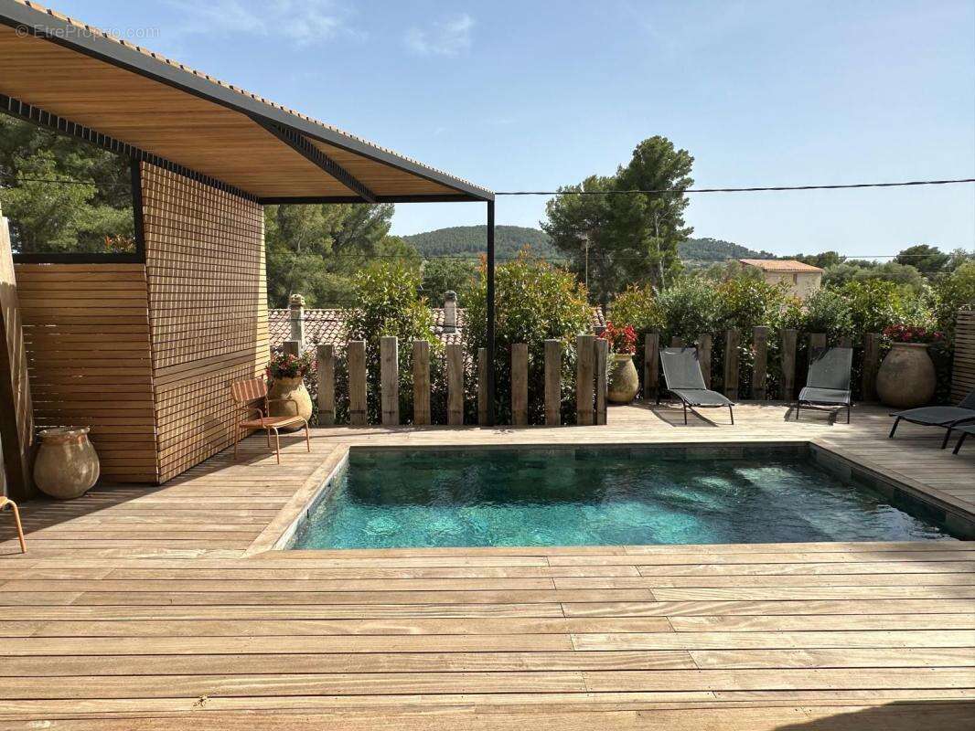 Maison à LA CADIERE-D&#039;AZUR