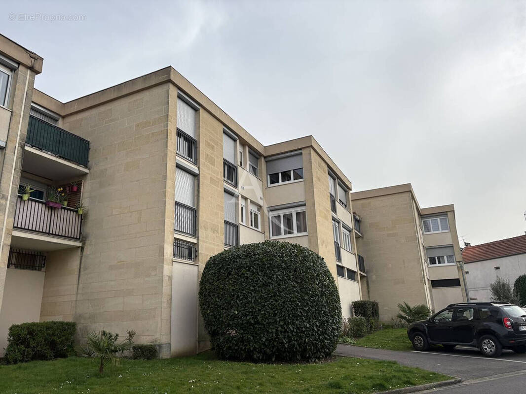 Appartement à OZOIR-LA-FERRIERE