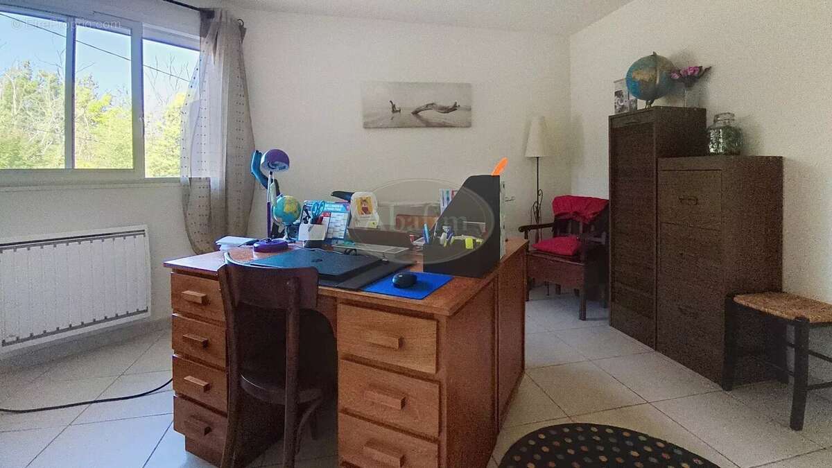 Maison à VILLENEUVE-DE-RIVIERE