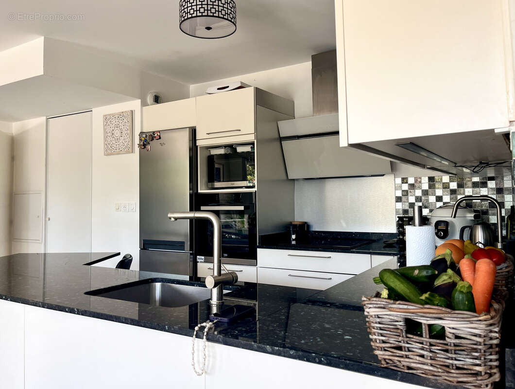 Appartement à MARSEILLE-9E
