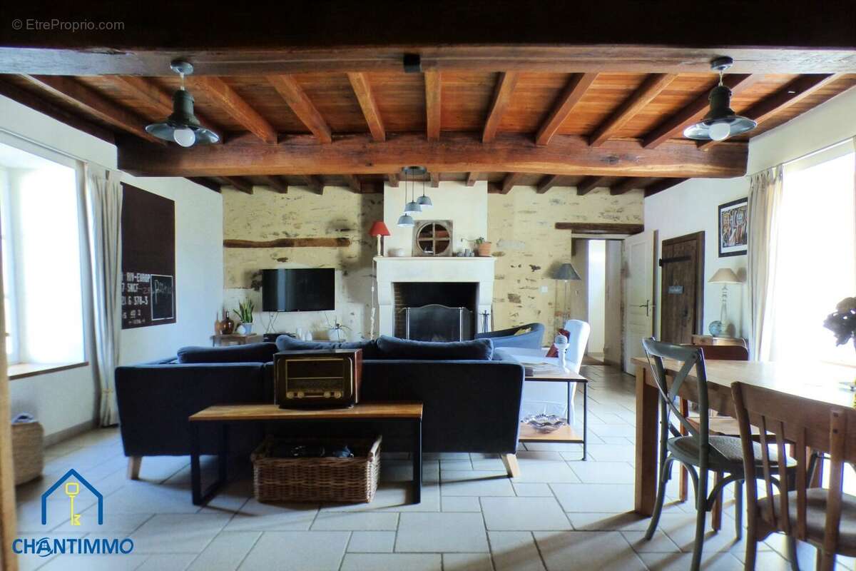 Maison à CHANTONNAY