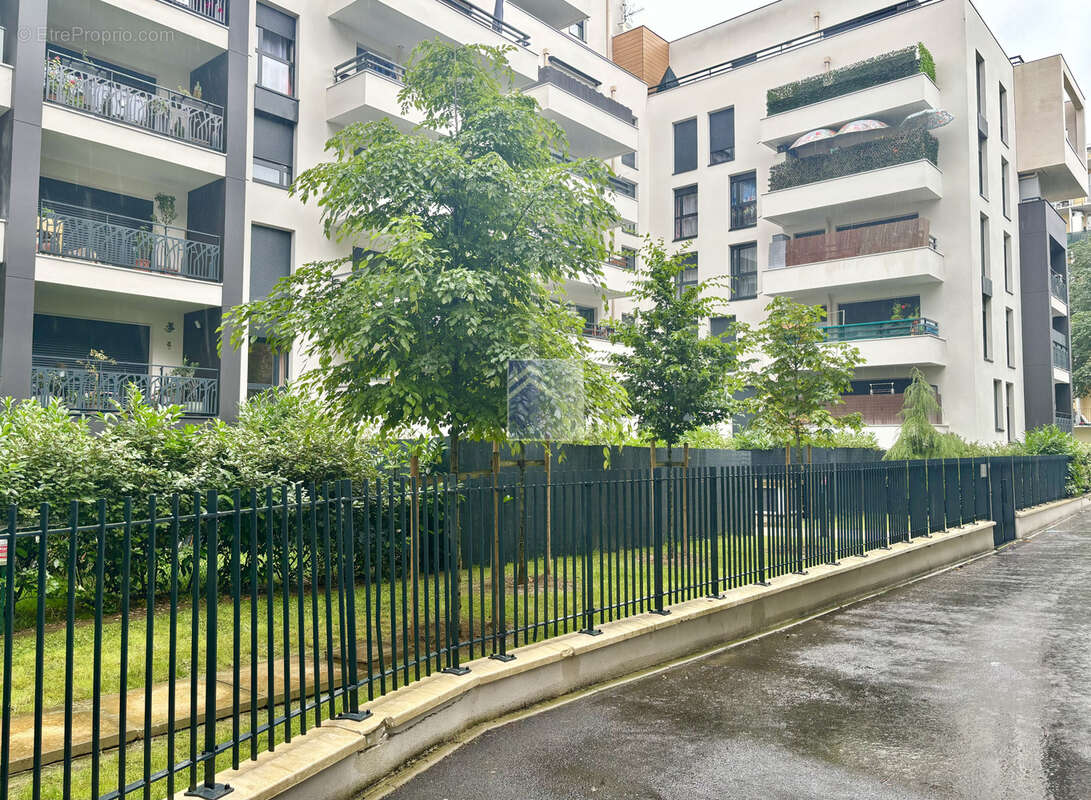 Appartement à COLOMBES