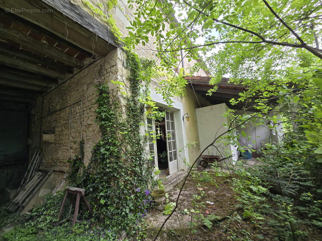 maison de ville avec jardin et dépendances - photo 21