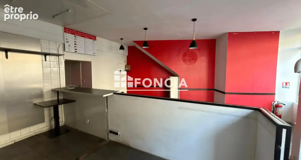 Local commercial équipé restauration – 33 m² + cave – Rodez - Saint-Cyrice - photo 3