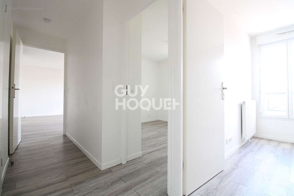 Appartement à BRIE-COMTE-ROBERT