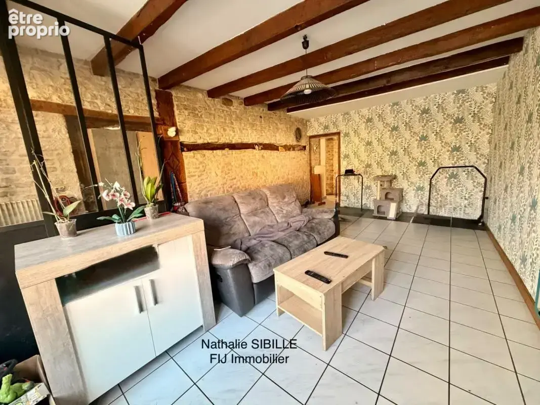 Maison 5 pièces / 135 m² / 95 000 EUR / LA ROCHE-MOREY - photo 3