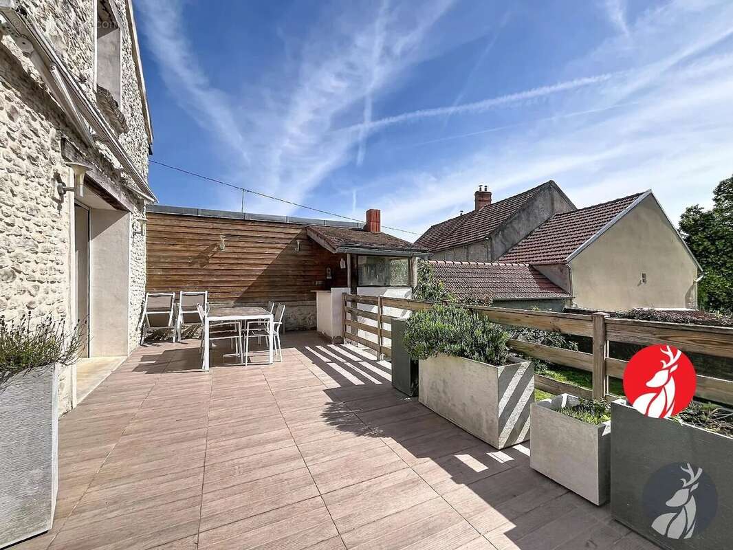 Maison à MILLY-LA-FORET