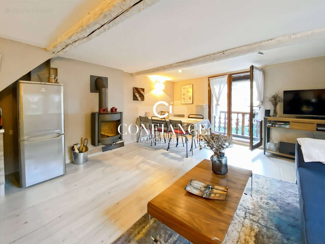 Appartement 53 m² à Saint-Etienne-De-Tinee  - photo 2