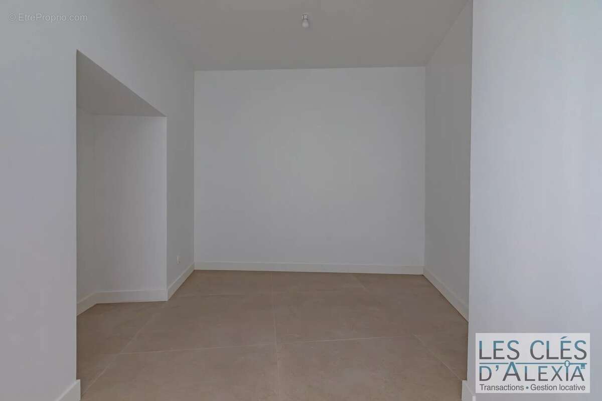 Appartement à SAINT-GENIS-LAVAL