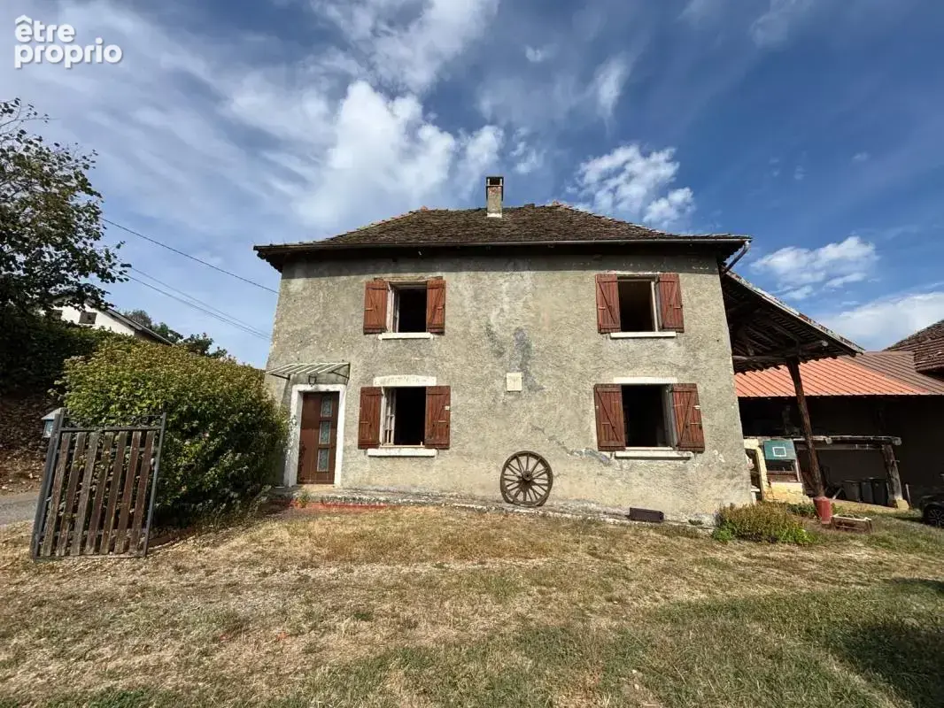 Maison à FAVERGES-DE-LA-TOUR