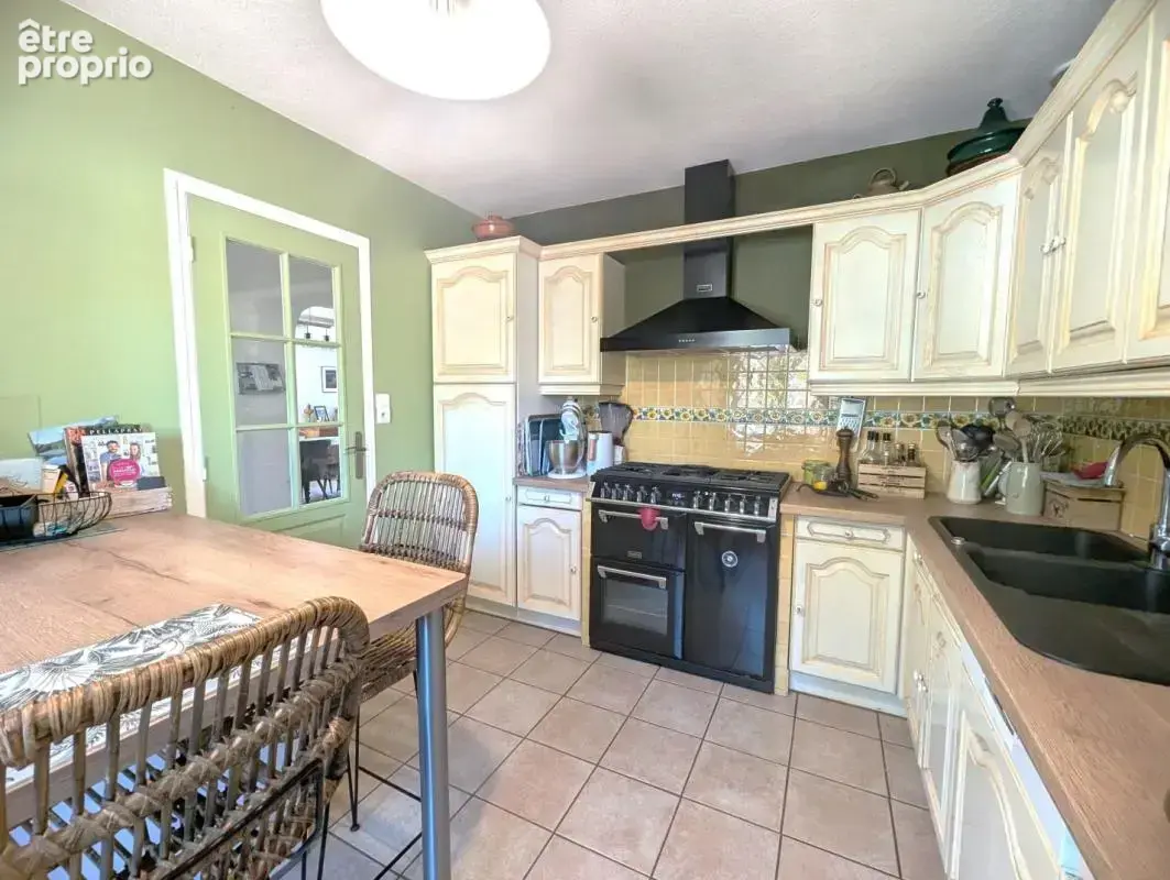 Maison 6 pièces 169 m² à vendre à Cordelle (42123) - photo 4