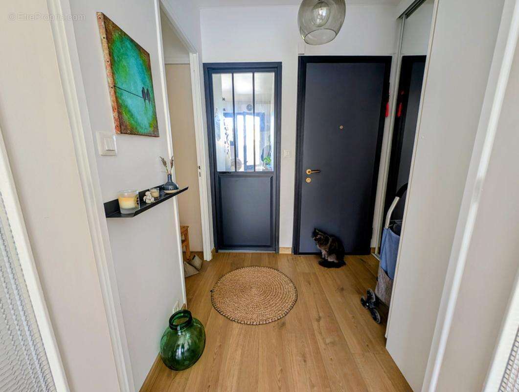 Appartement à MARSEILLE-8E