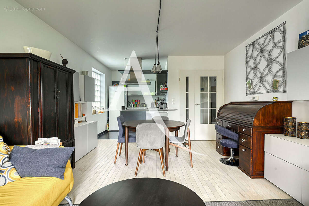 Appartement à SAINT-CYR-L'ECOLE