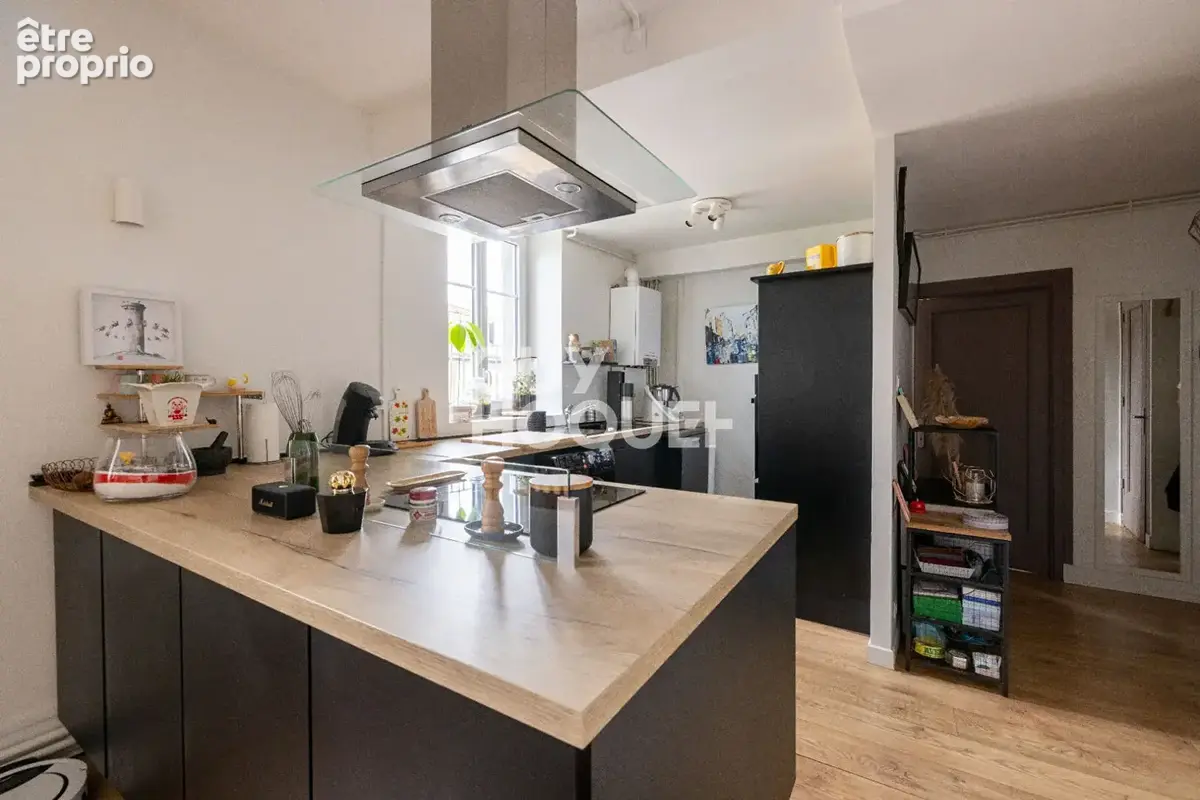 Clermont-Ferrand - Place de la victoire - Appartement de 59 m2 - photo 2