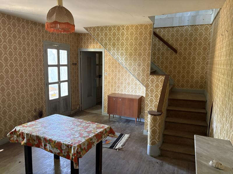 Entre Brive et Limoges, 15 mn accès A20, proche Pompadour centre - photo 19