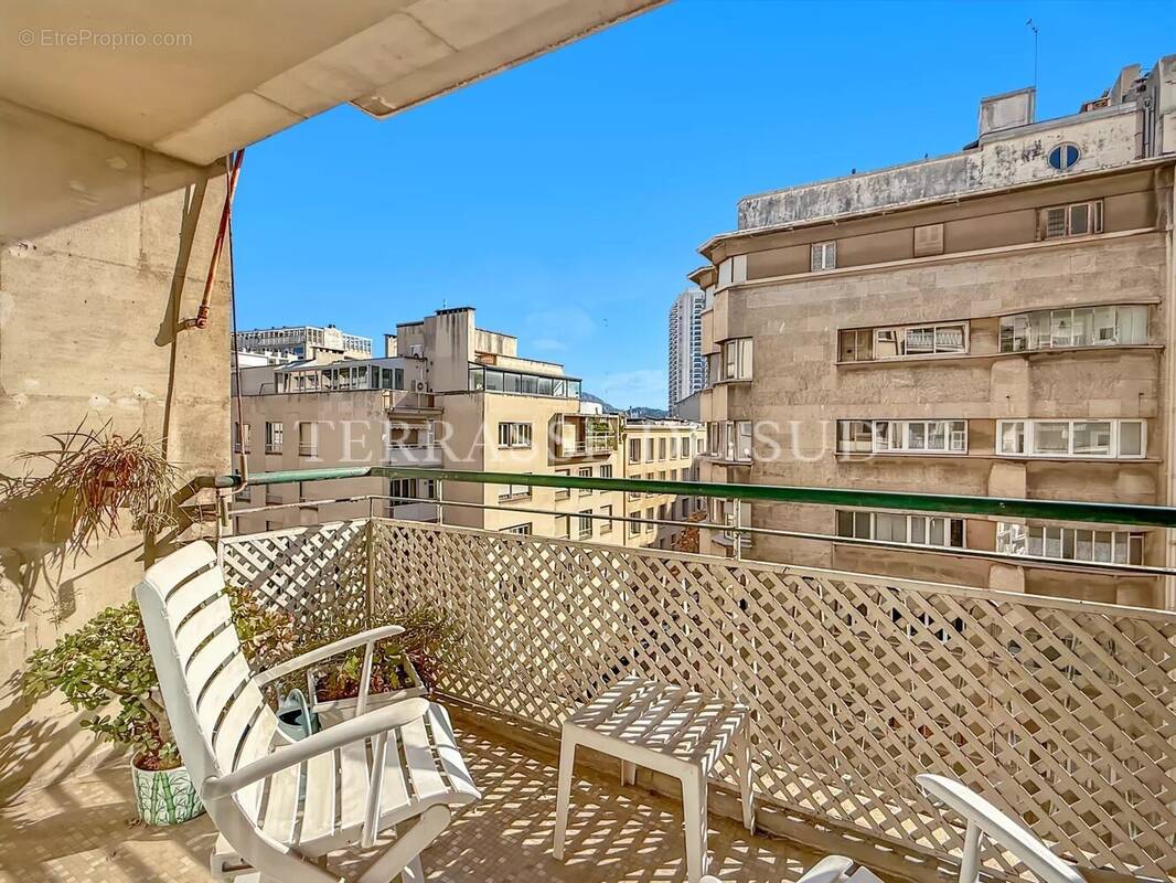 Appartement à MARSEILLE-8E