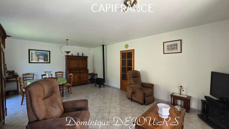 Maison à SAINT-FORTUNAT-SUR-EYRIEUX