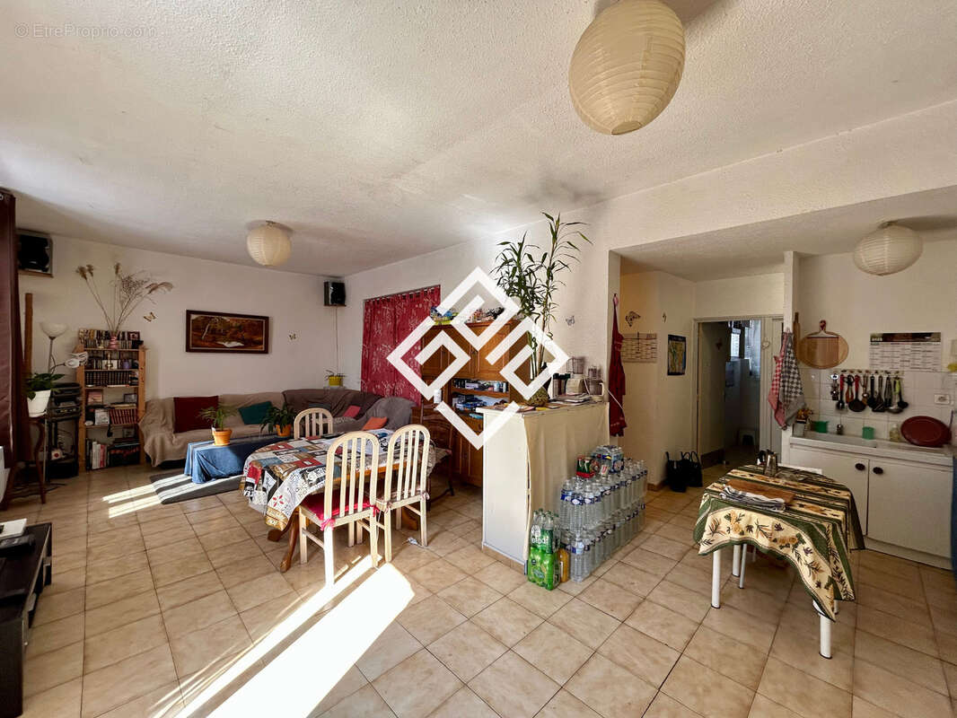 LUC Appartement T3 lumineux proche centre-ville - photo 10