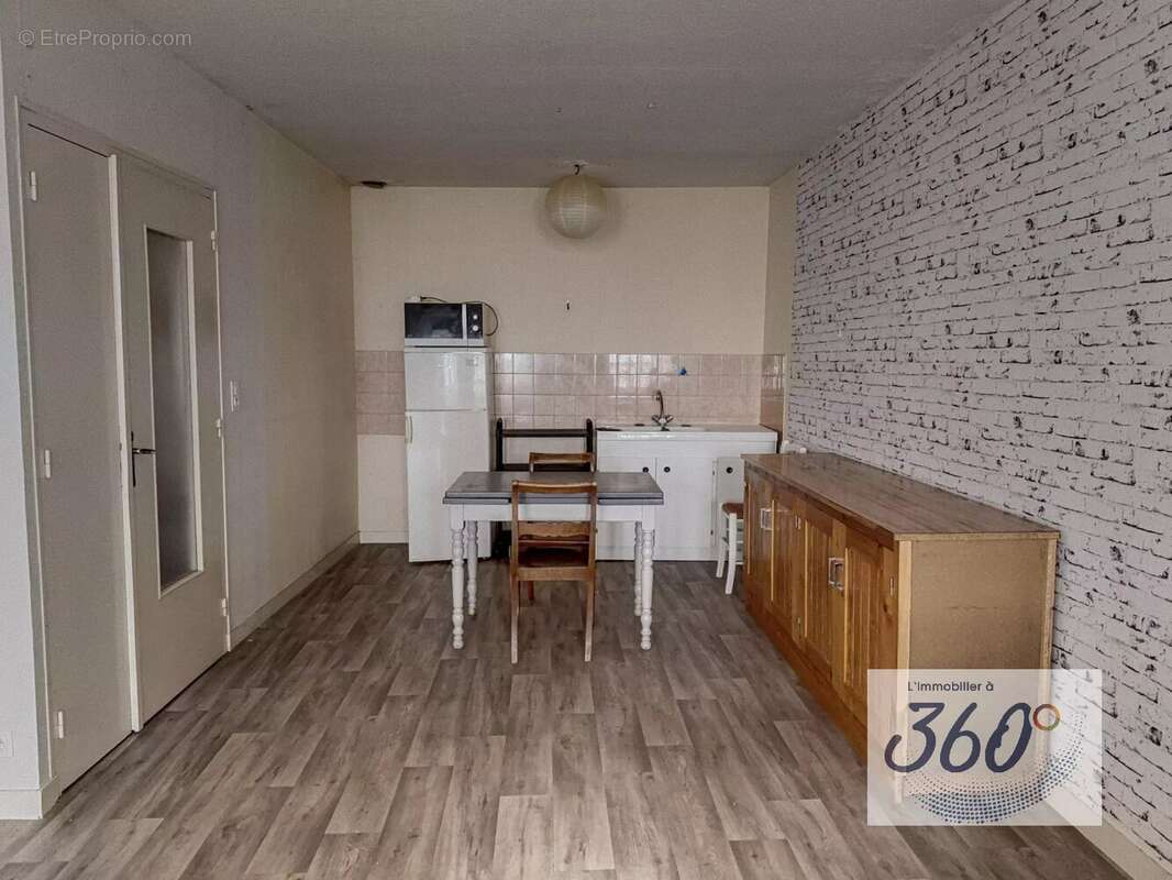 Appartement à LONS-LE-SAUNIER