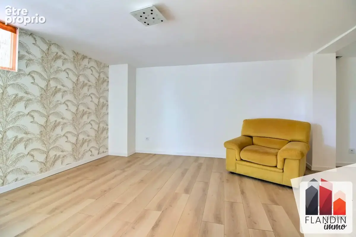 Maison 6 pièces 135 m² à vendre à Vernaison (69390) - photo 9