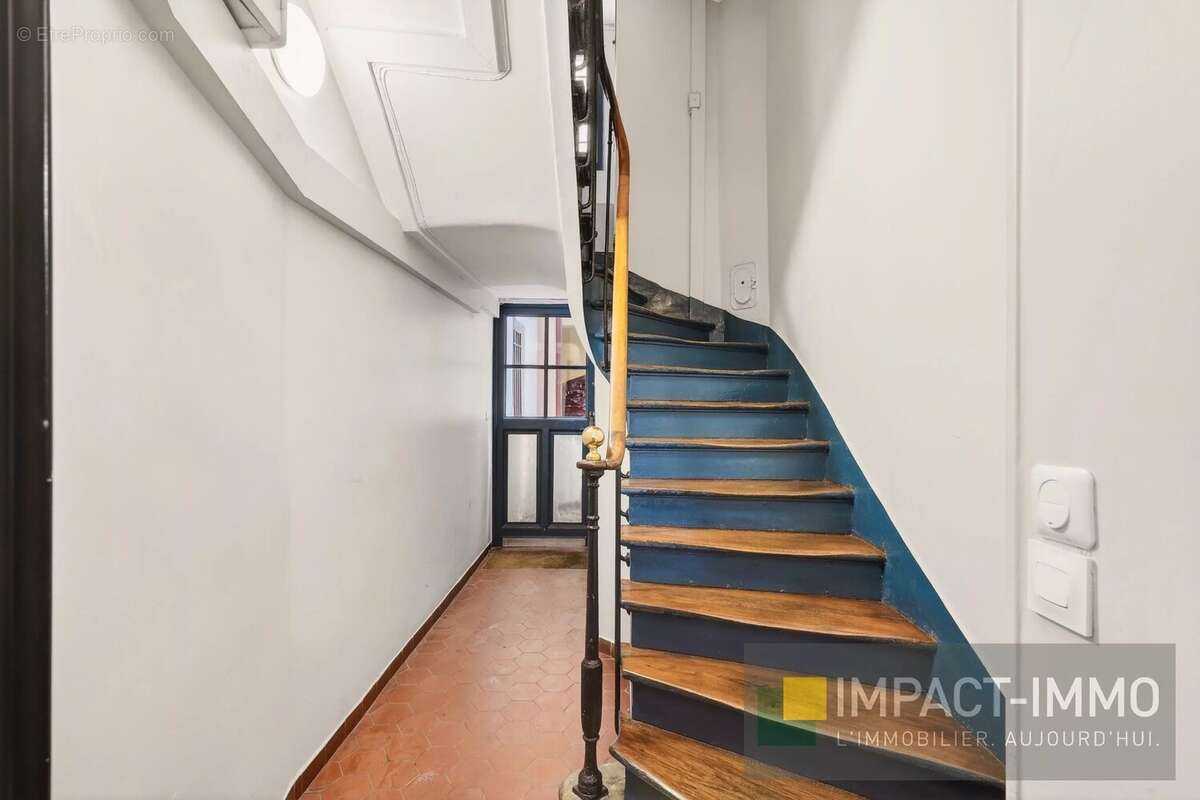 Appartement à PARIS-18E