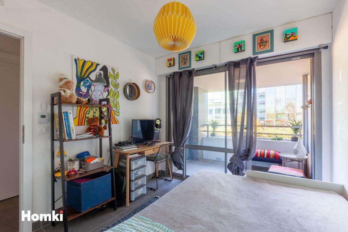 Appartement à MARSEILLE-8E