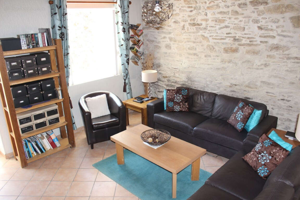Maison à ARNAC-POMPADOUR