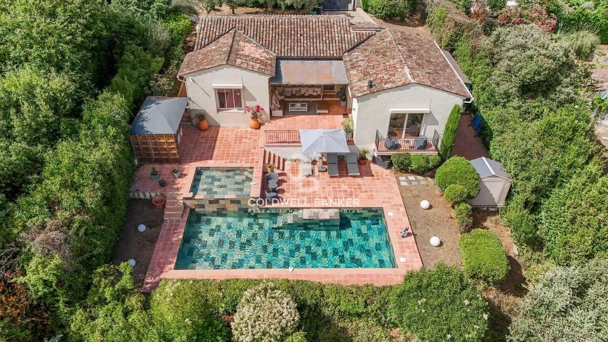 Maison à MOUGINS