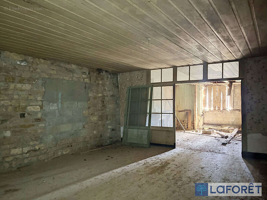 Corps de ferme Dammartin-sur-Meuse 300 m2 - photo 7