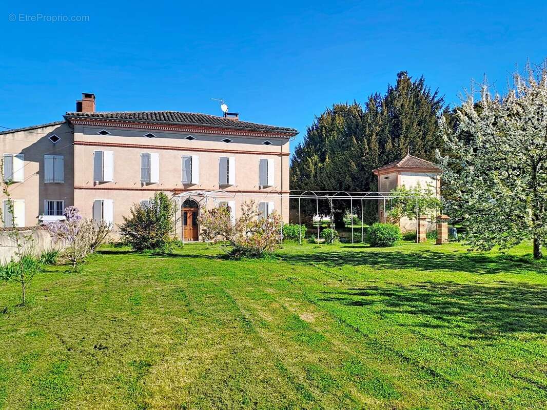 Maison à CASTELNAU-DE-LEVIS